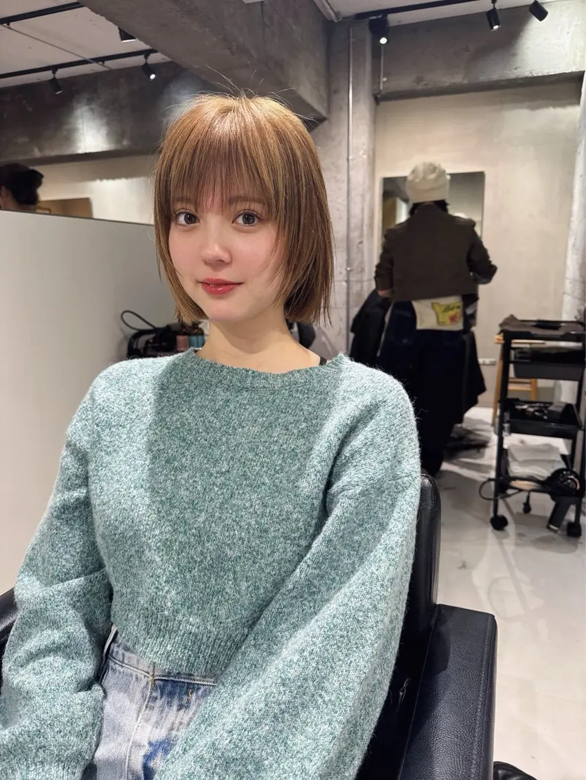 ミディアム カラー 縮毛矯正特化型美容師 名古屋LORENハダのヘアスタイル