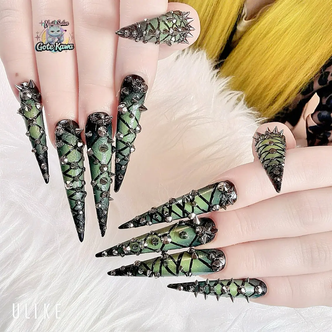 ネイル ロングネイル 持ち込み スーパーロングネイル ネイルチップ ハンドネイル ハンドケア Gote Kawa nail salonのネイルデザイン