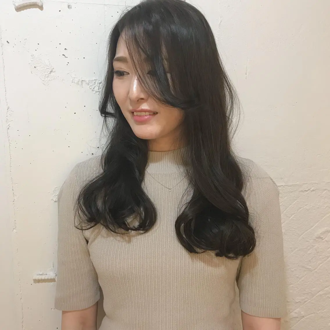 セミロング カラー ヘアアレンジ 【体験】韓国 メイク&ヘア天神のヘアスタイル