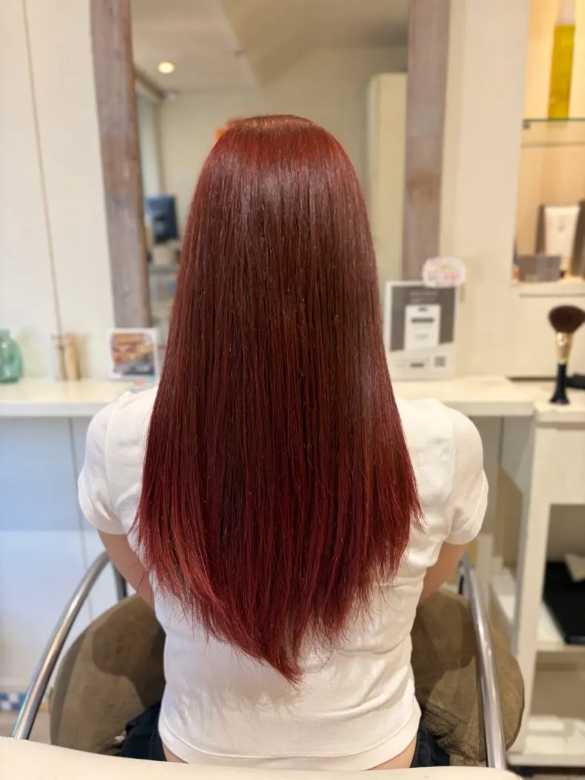 ロング カット ヘアカラー NICCOLO室見 Erinaのヘアスタイル