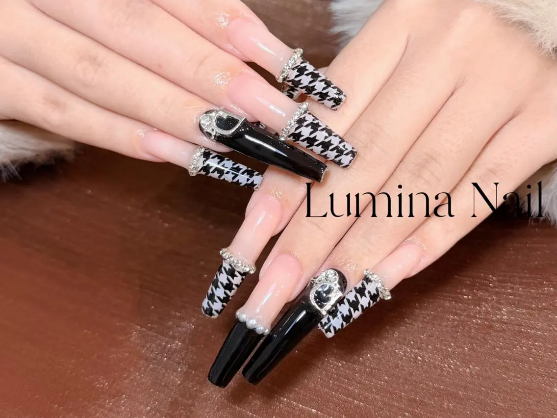 ネイル ハンドネイル ハンドケア LUMINA NAYAのネイルデザイン