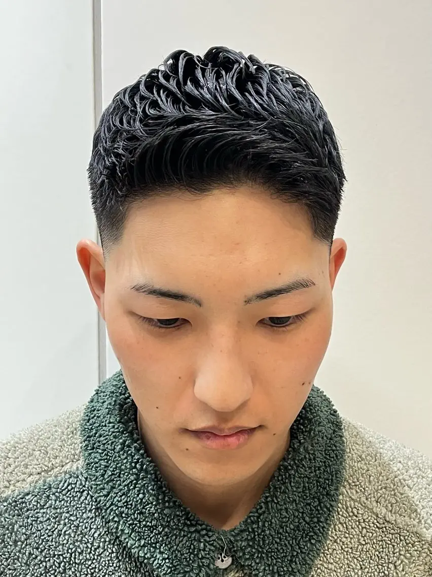 【大人気🔥】フェードカット+眉カットの写真