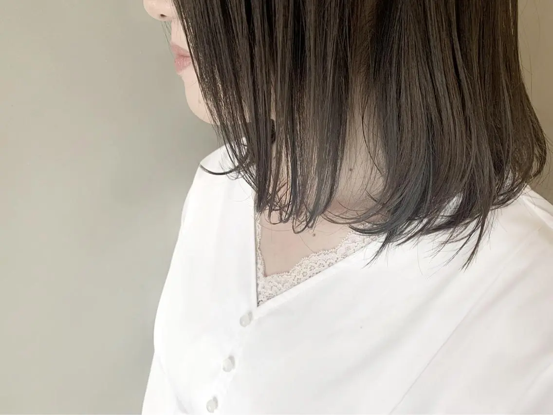 ミディアム カラー ヘアアレンジ ネイル マツエク・マツパ ミディアムパーマ アッシュ バレイヤージュ ベージュカラー 透明感カラー カット ヘアカラー 縮毛矯正 トリートメント 夜23時まで予約🉑 reverieあきらのヘアスタイル