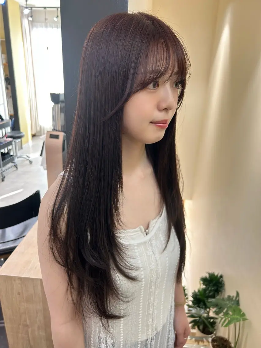 ロング カラー ロングレイヤー レイヤーカット ロング カット ヘアカラー トリートメント hubhair レイヤー/透明感のヘアスタイル