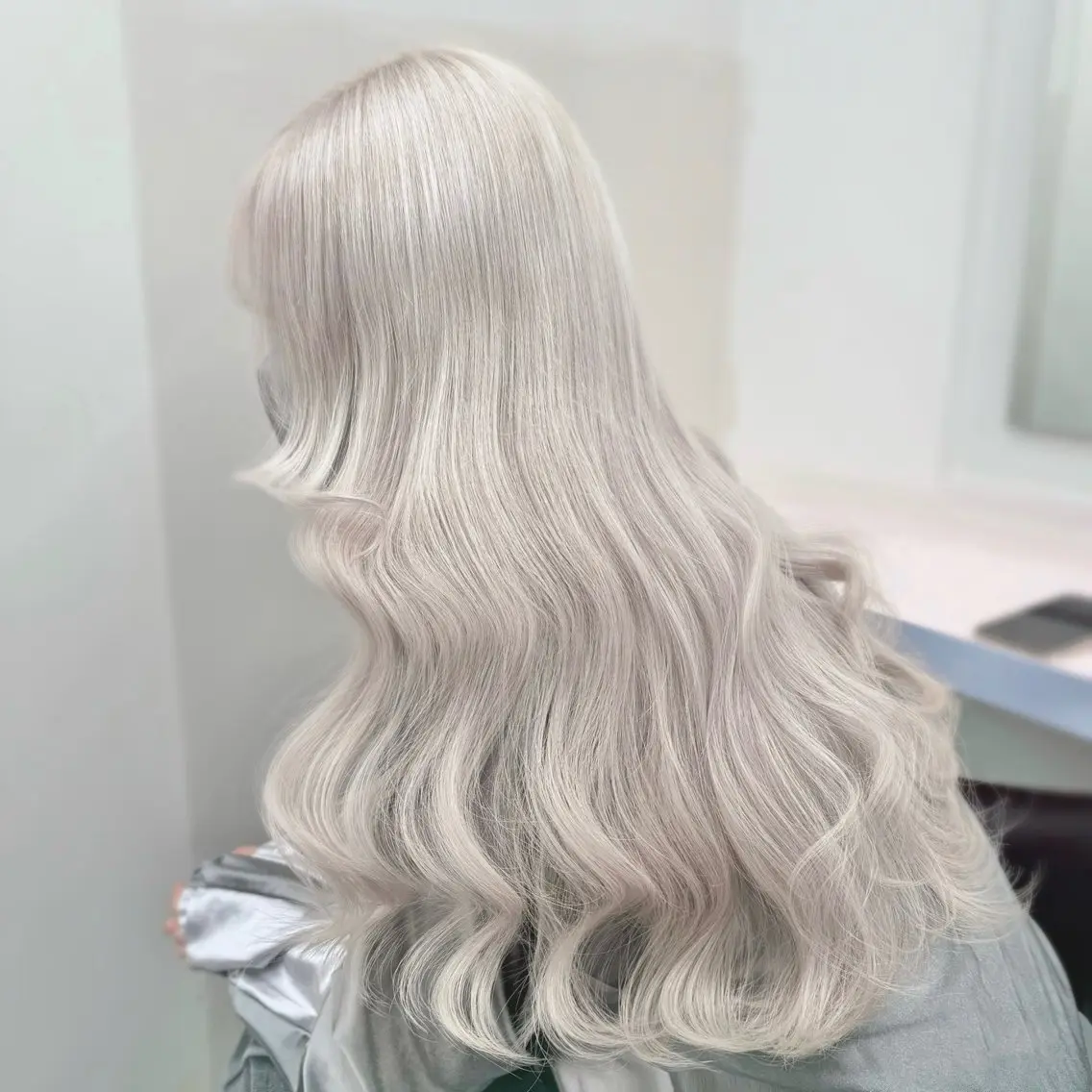 ロング ヘアカラー トリートメント ‎🤍札幌ハイトーン 🤍シンゴのヘアスタイル