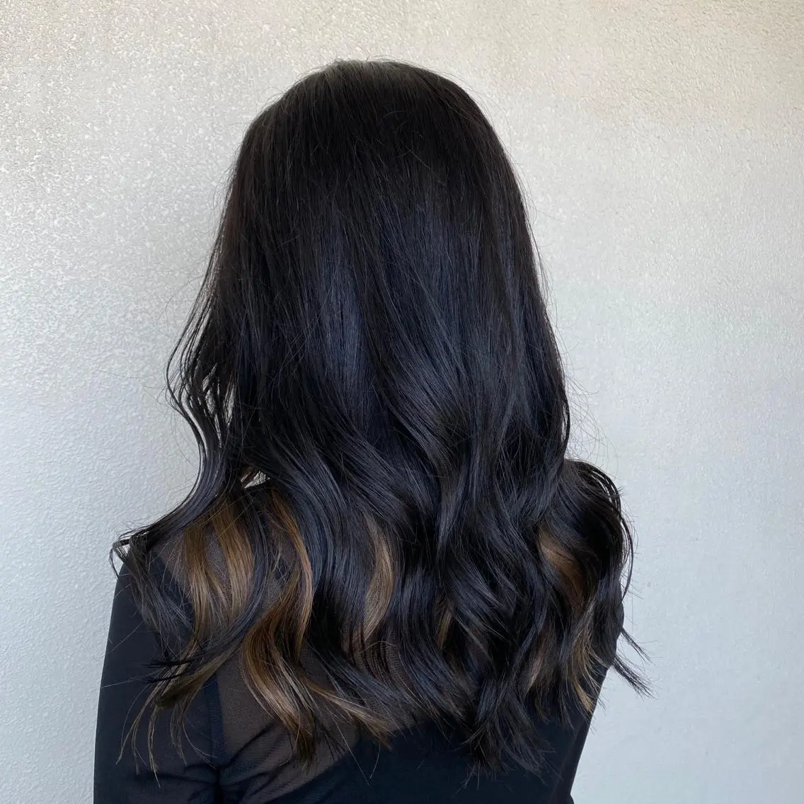 ロング カラー インナーカラー PINQ ピンクのヘアスタイル
