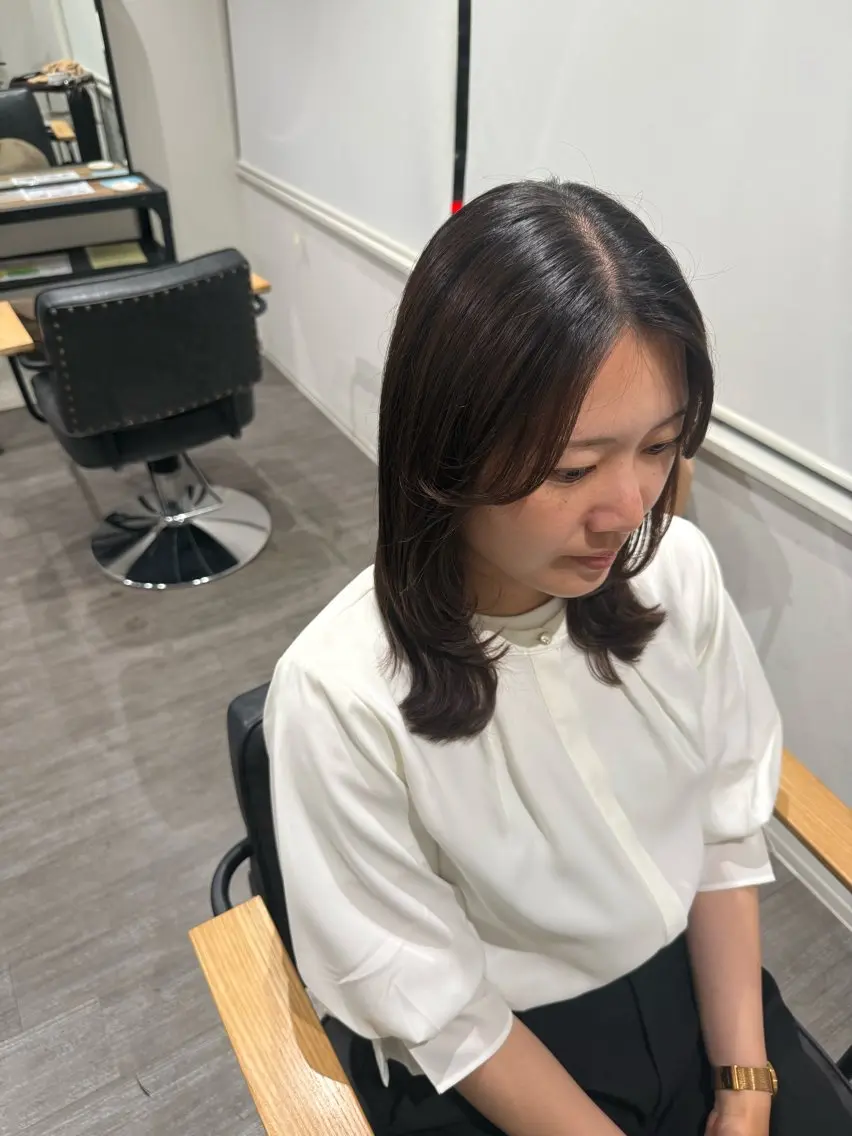 ミディアム レイヤーカット カット トリートメント 艶髪レイヤー上田 紗也🇰🇷💗のヘアスタイル
