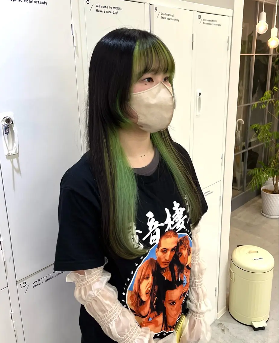 ロング カラー ブリーチ インナーカラー 神原 茉依🩰🪩のヘアスタイル