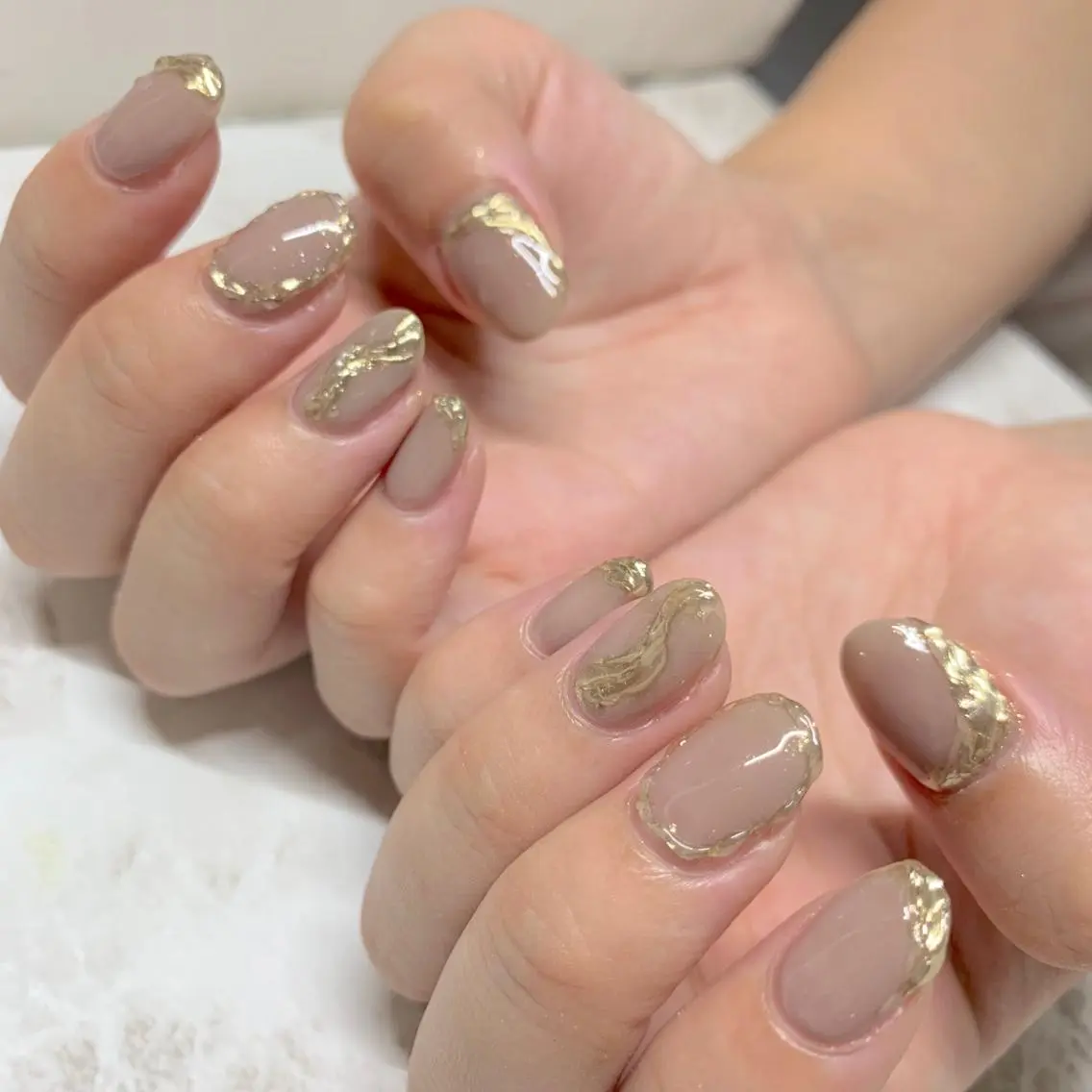 ネイル ミラーネイル ニュアンスネイル ハンドネイル ハンドケア LULU LIMAのネイルデザイン