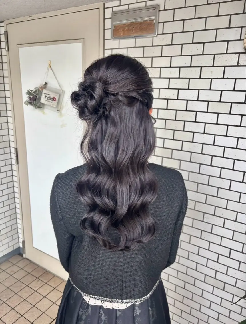 ヘアアレンジ ハーフアップ 🌺ヘアメイク SYOKA🌺のヘアスタイル
