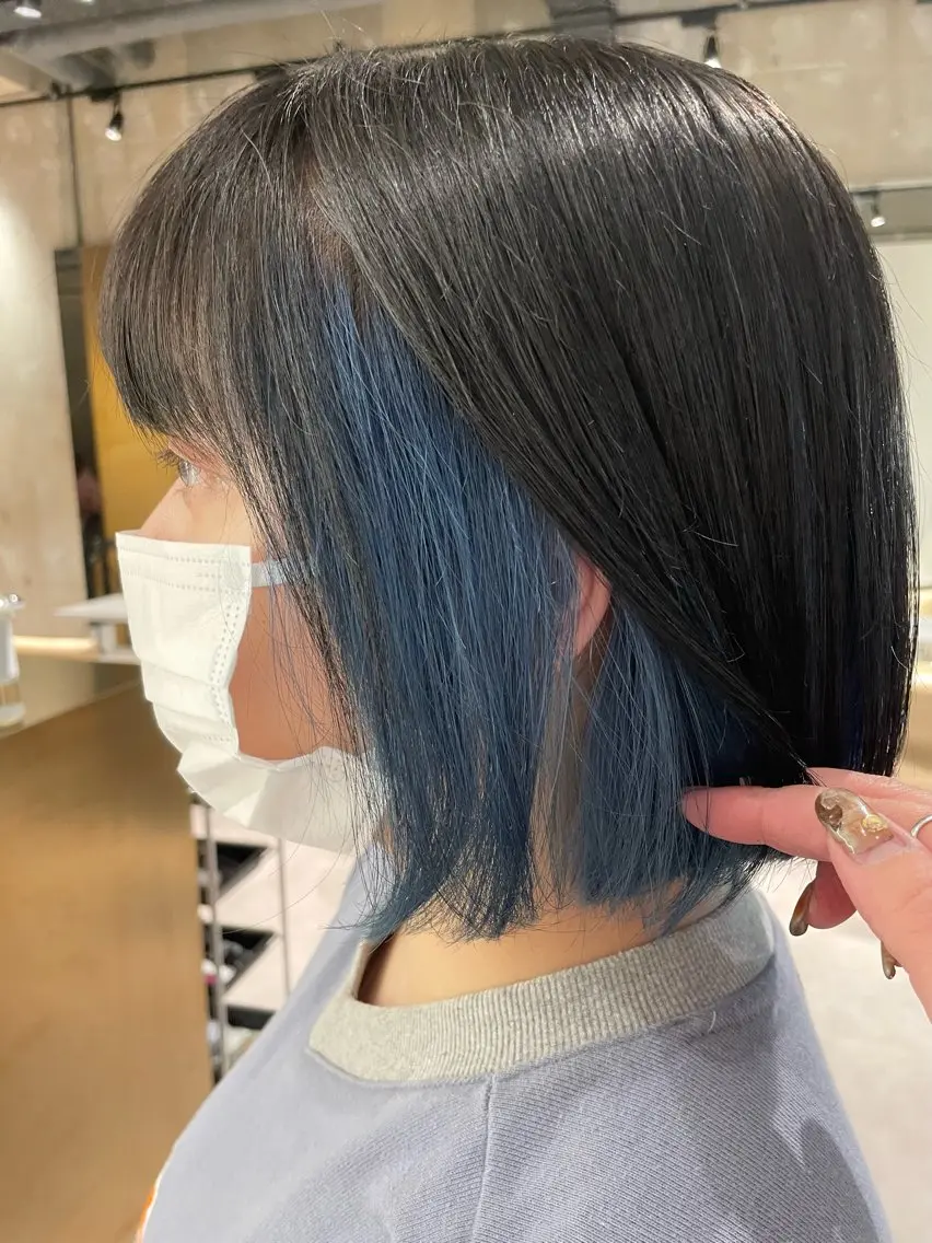 カラー イヤリングカラー AIKA🤍 カットモデル募集🫧のヘアスタイル