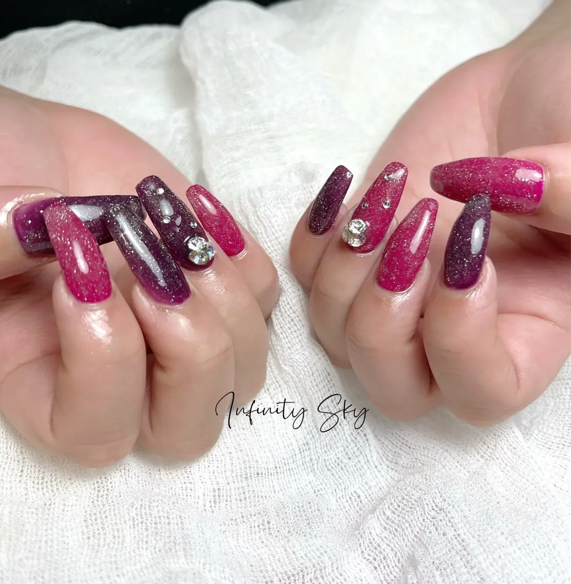ネイル フラッシュネイル ロングネイル infinity skyのネイルデザイン