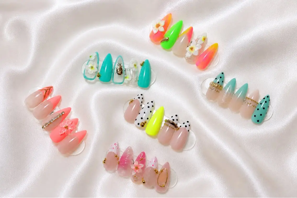 ネイル アートネイル 韓国ネイル 持ち込み ニュアンスネイル ワンホンネイル Nailsalon Loa✨のネイルデザイン