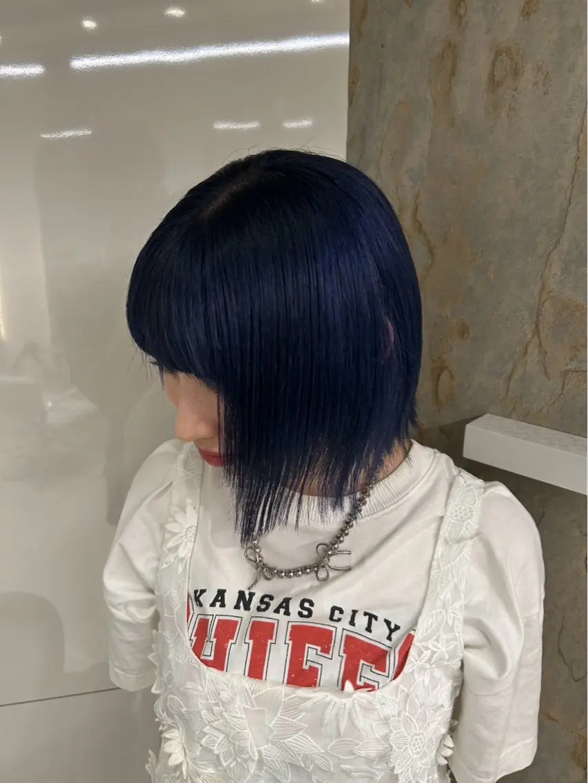 ミディアム カラー ヘアカラー トリートメント 🫧寒色カラー/透明 感ブラック/Risaのヘアスタイル