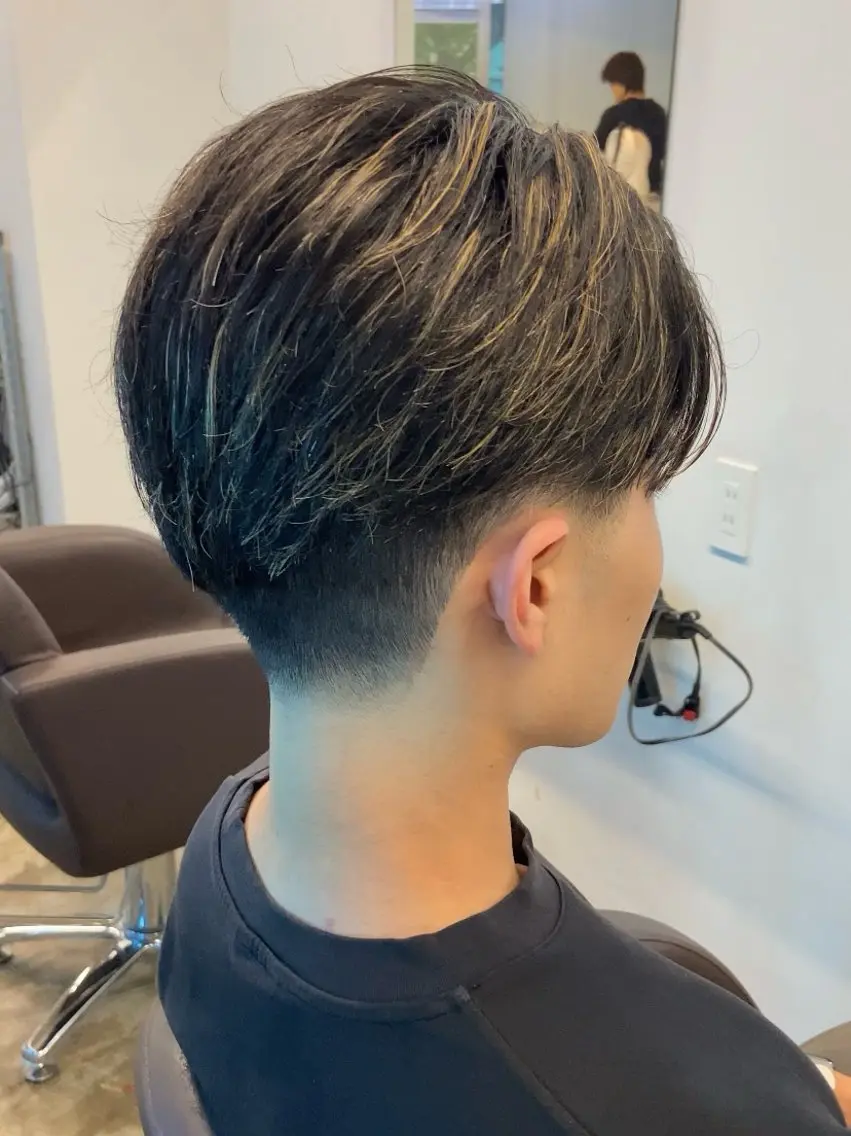 メンズ センターパート フェードカット カット メンズセンターパート 外人風ヘア/KOTAのヘアスタイル