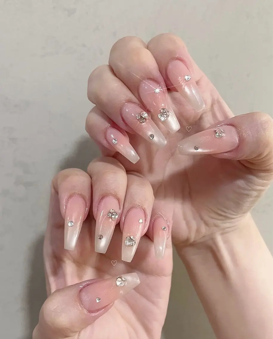 ネイル アニマル柄 オーロラネイル チークネイル フラッシュネイル ジェルネイル ハンドネイル Tira Nailのネイルデザイン