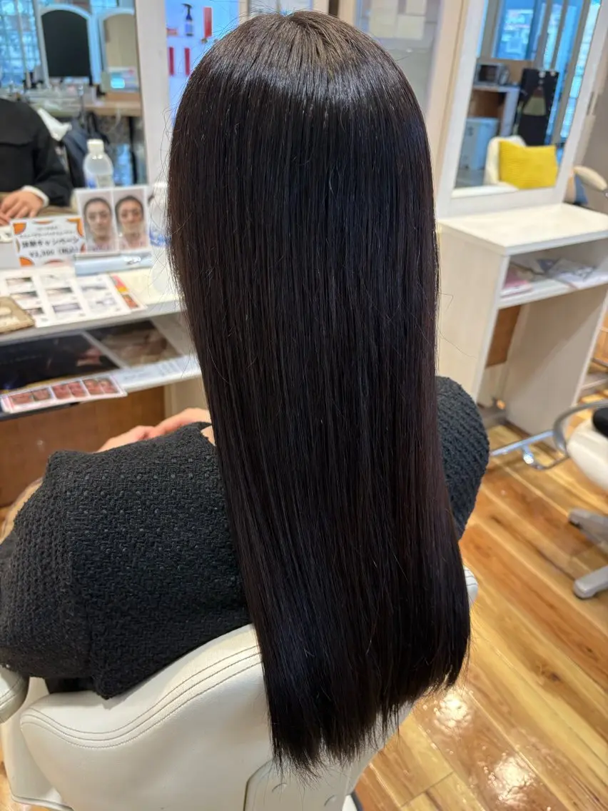 カラー ヘアカラー 小竹 はるの眉毛・アイブロウイメージ