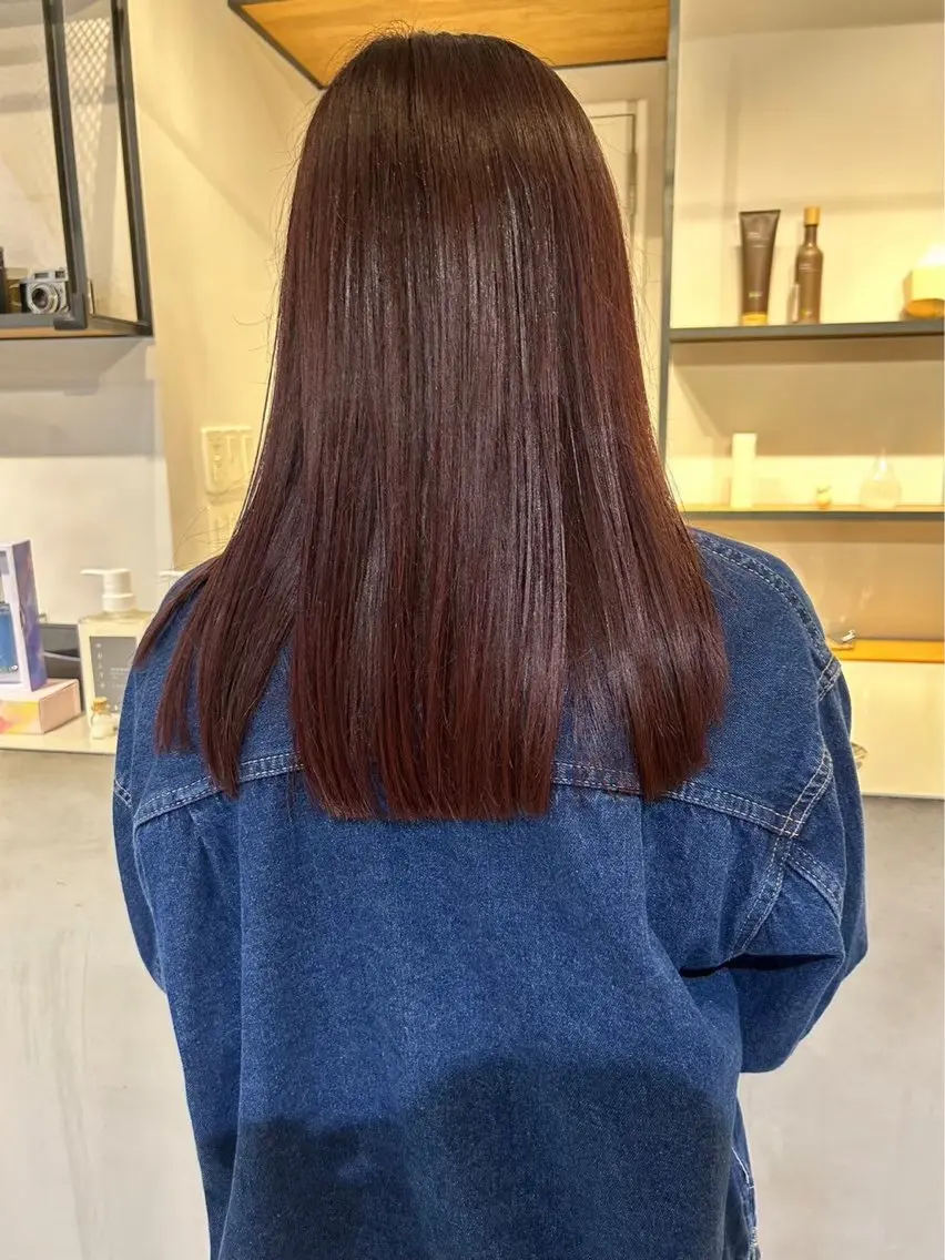 ロング トリートメント 星谷 咲穂のヘアスタイル