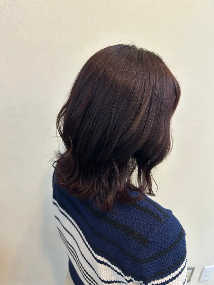 カラー カシス ピンクカラー Chisato /Regolithのヘアスタイル