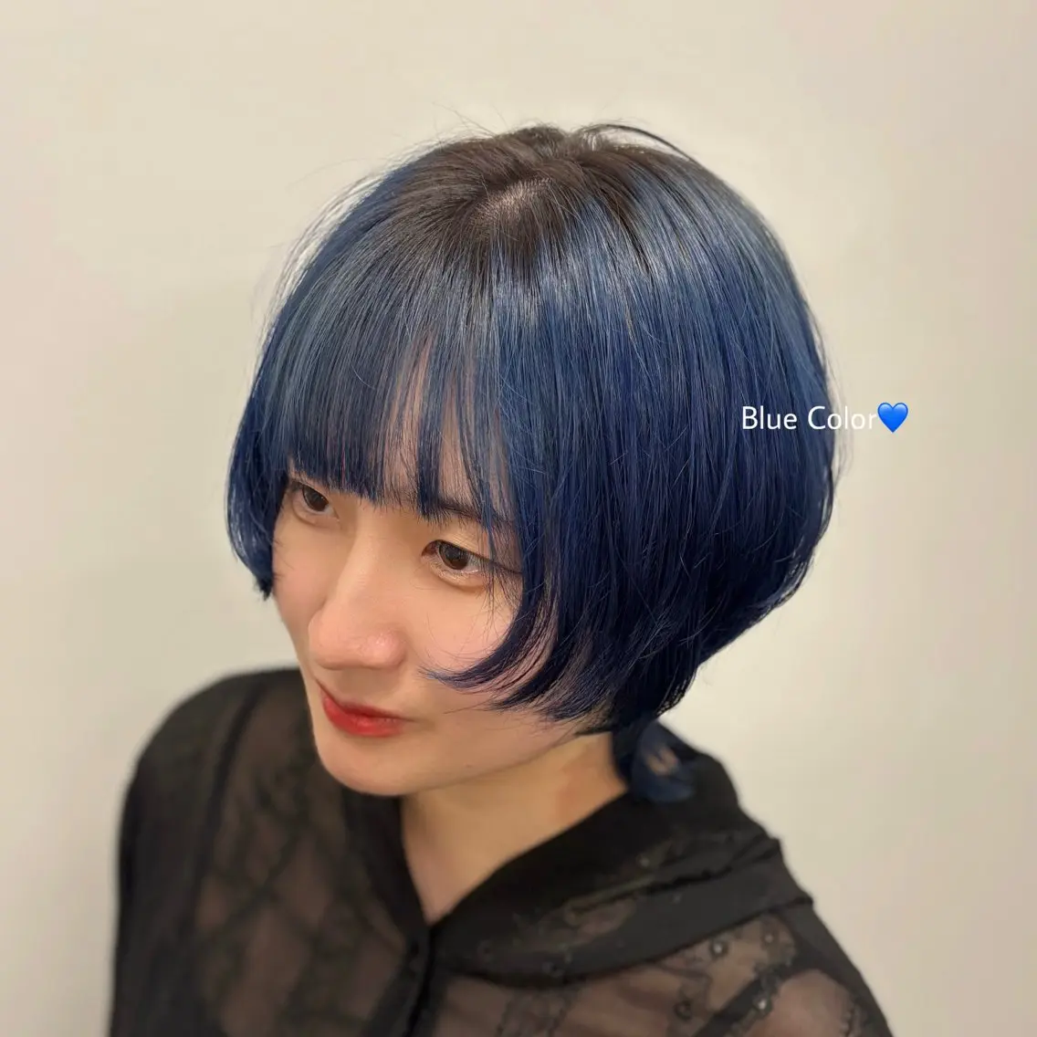 ミディアム カラー ブリーチ ブルーカラー デザインカラー カット ヘアカラー 透明感カラー/艶髪/ 髪質改善/YUI🫧のヘアスタイル