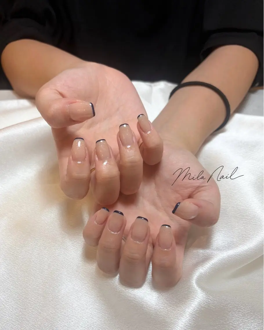 ネイル ラメ(グリッター) ネイビー Mila Nailのネイルデザイン