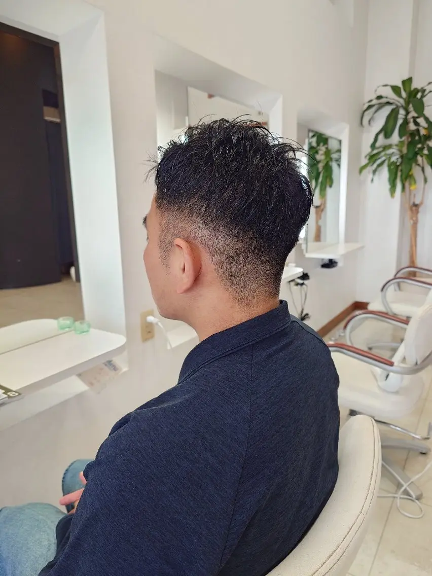 メンズ ショート 刈り上げ カット トリートメント キンジョウ エナミのヘアスタイル