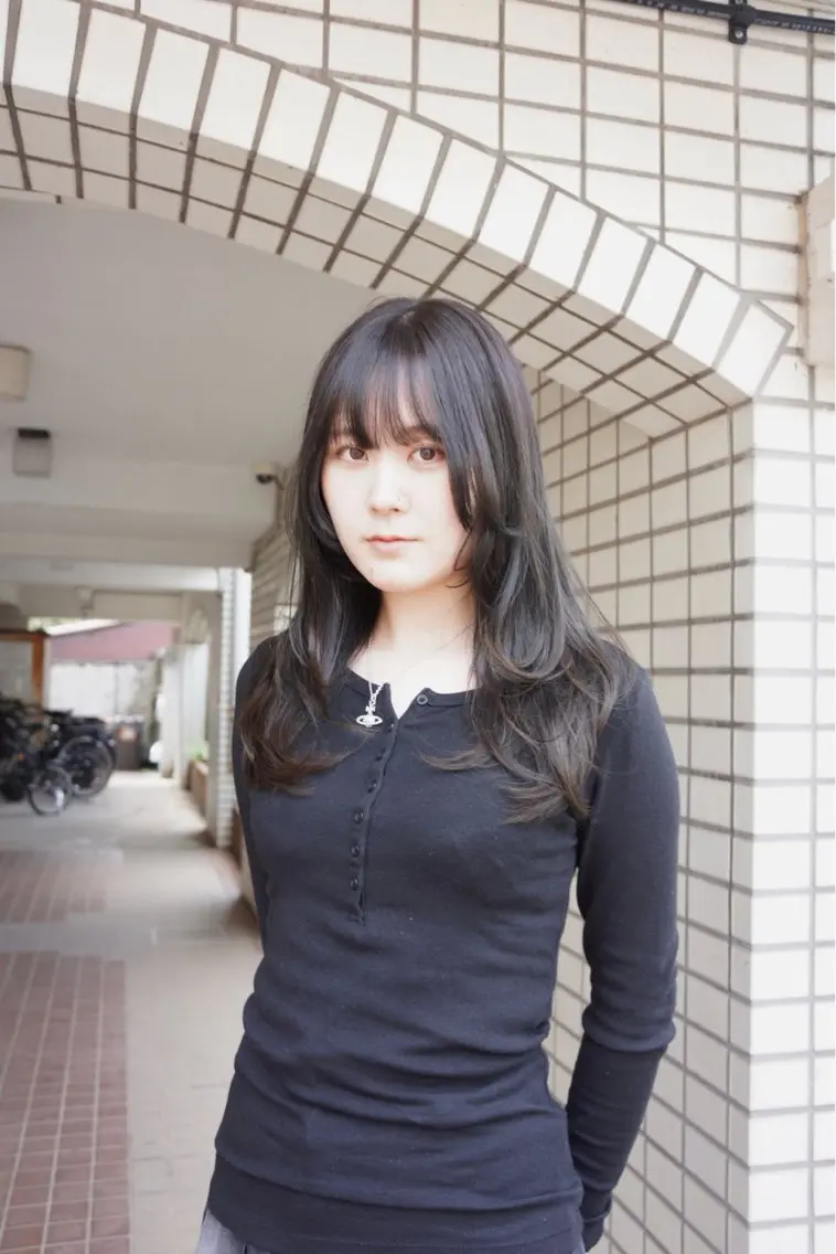 セミロング 愛心manami HOPEのヘアスタイル