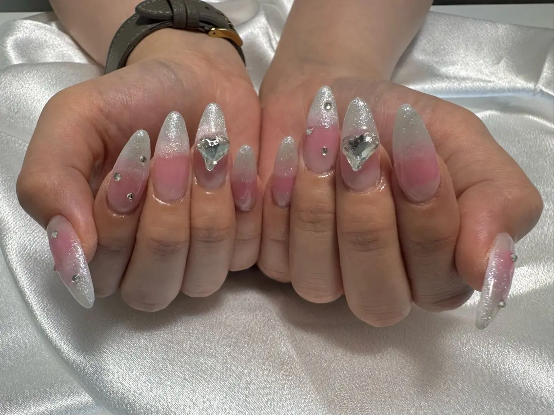 ネイル チークネイル マグネットネイル Lile'a nailのネイルデザイン