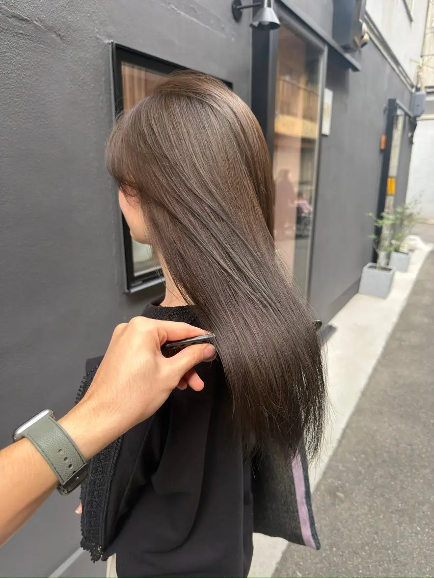 ロング カラー ベージュカラー ブラウンカラー ブラウンベージュ チョコレートブラウン ココアブラウン カット ヘアカラー 艶髪/透明感カラー tawadaのヘアスタイル