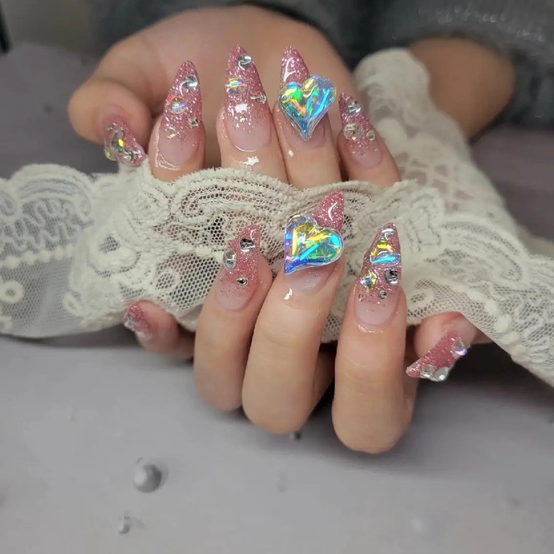 ネイル ジェルネイル ハート キラキラネイル ピンク バレンタイン Nail salon Coco【溝の口駅】のネイルデザイン