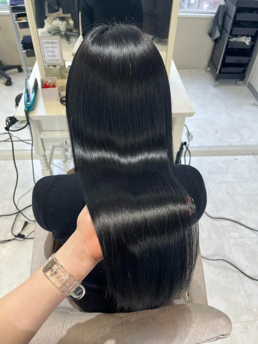 ロング カット ヘアカラー 縮毛矯正 トリートメント 酸性縮毛矯正 Coreすずのヘアスタイル