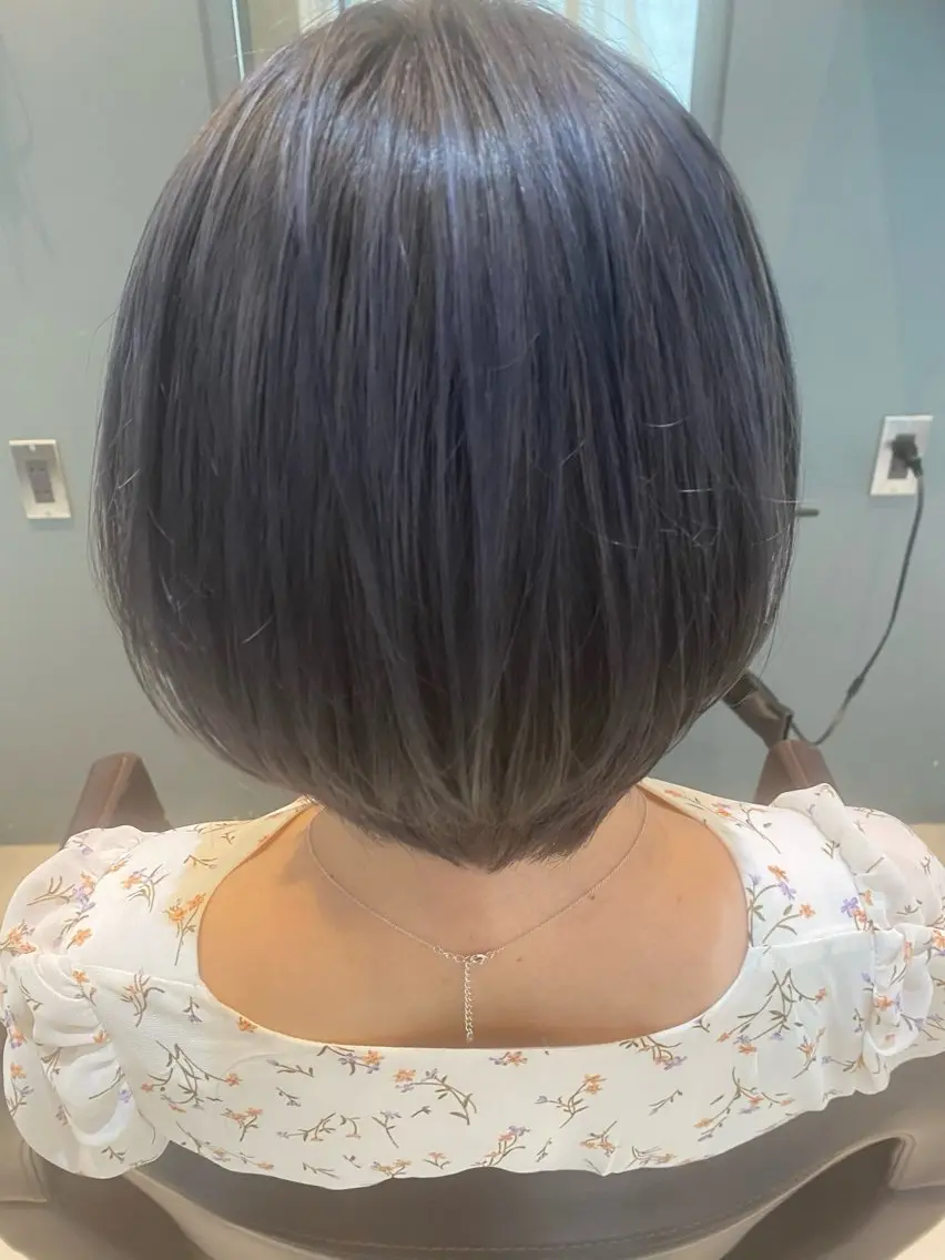 ショート カラー 塚本 昂のヘアスタイル
