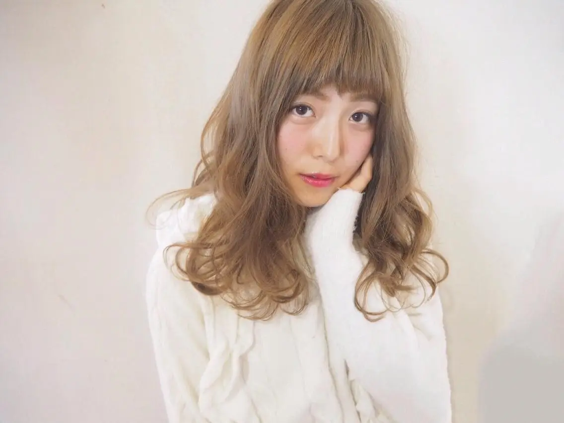 ミディアム セミロング 土井 浩輔のヘアスタイル