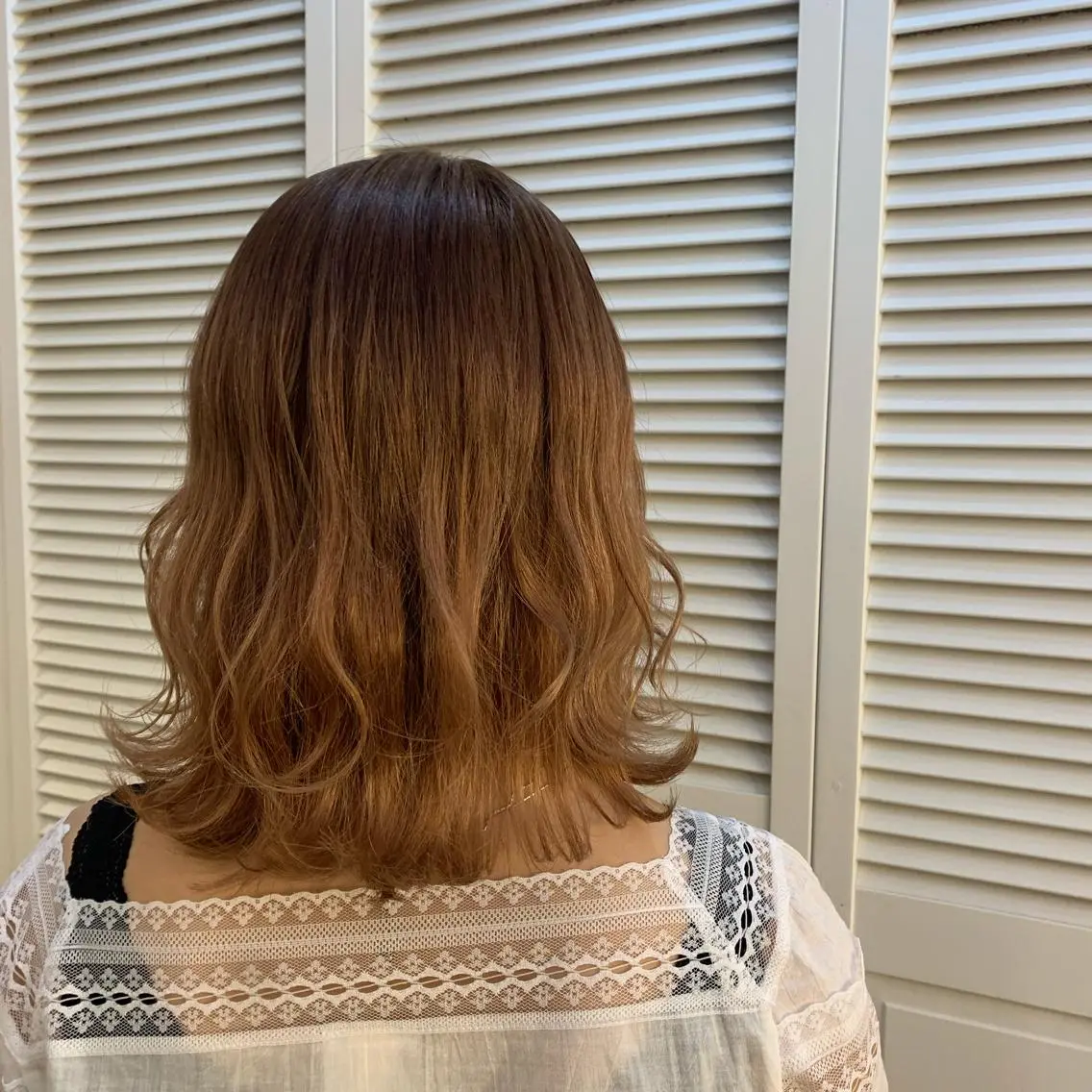 カラー 天野 利咲のヘアスタイル
