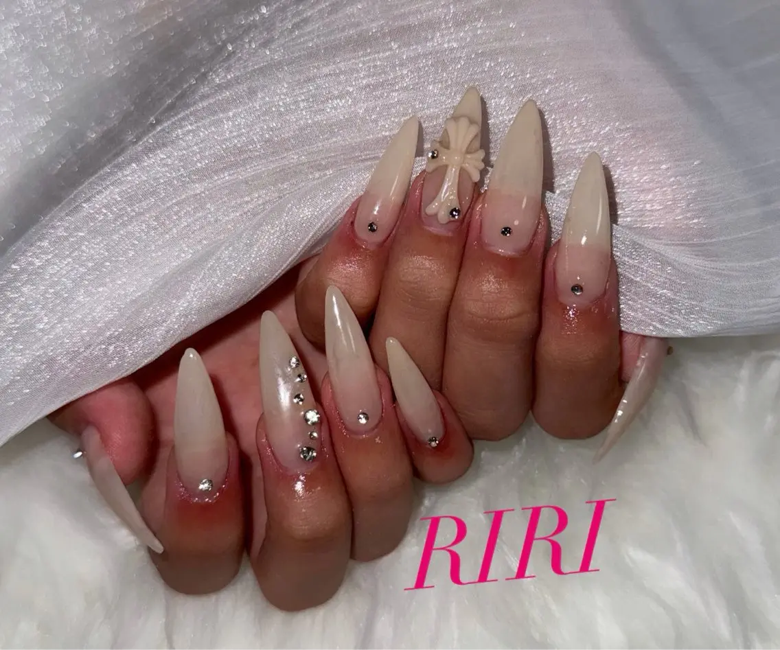 ネイル ハンドネイル ネイルサロン RIRIのネイルデザイン