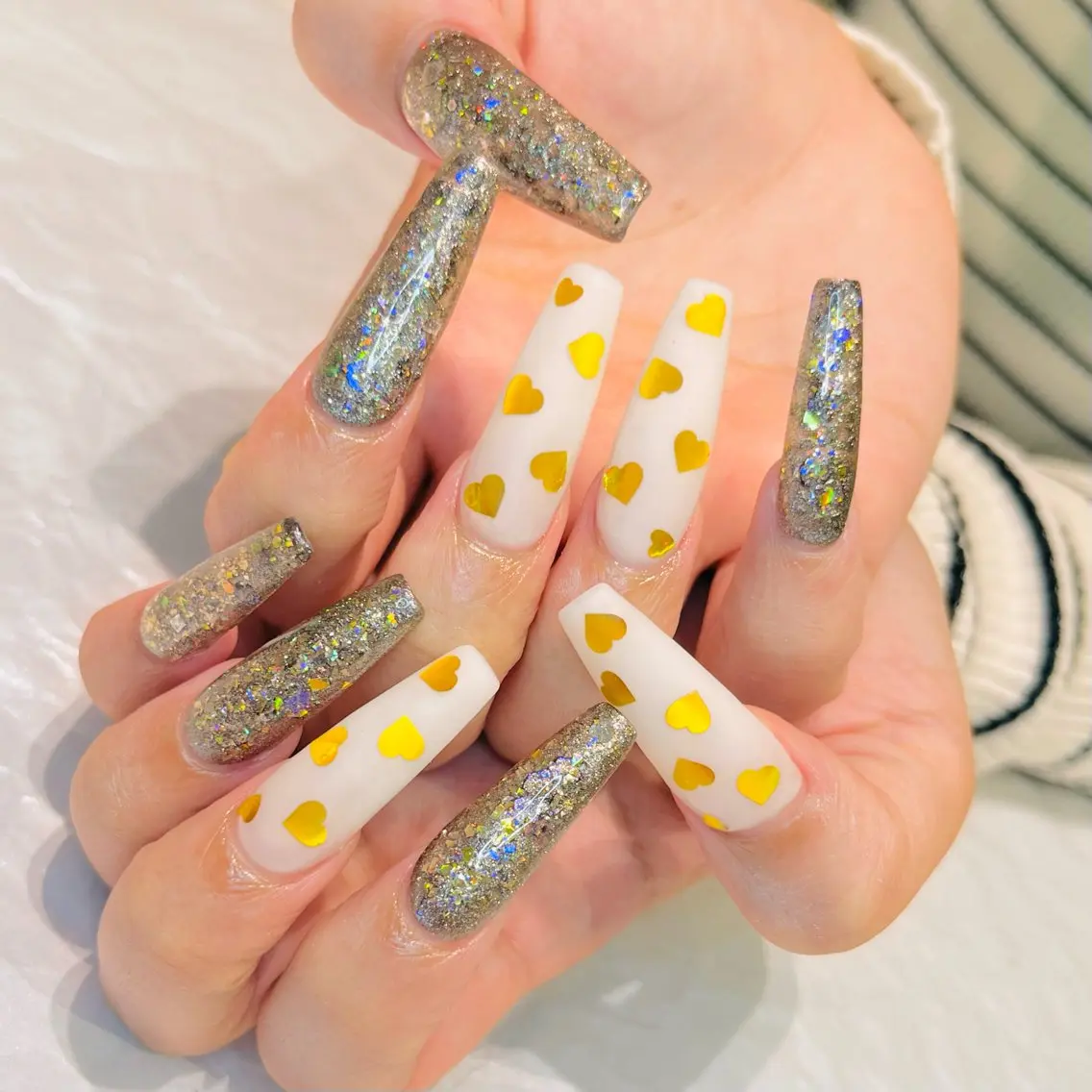 🌟オフ無し🌟ジェルチップ長さ出し💅4本アートの写真