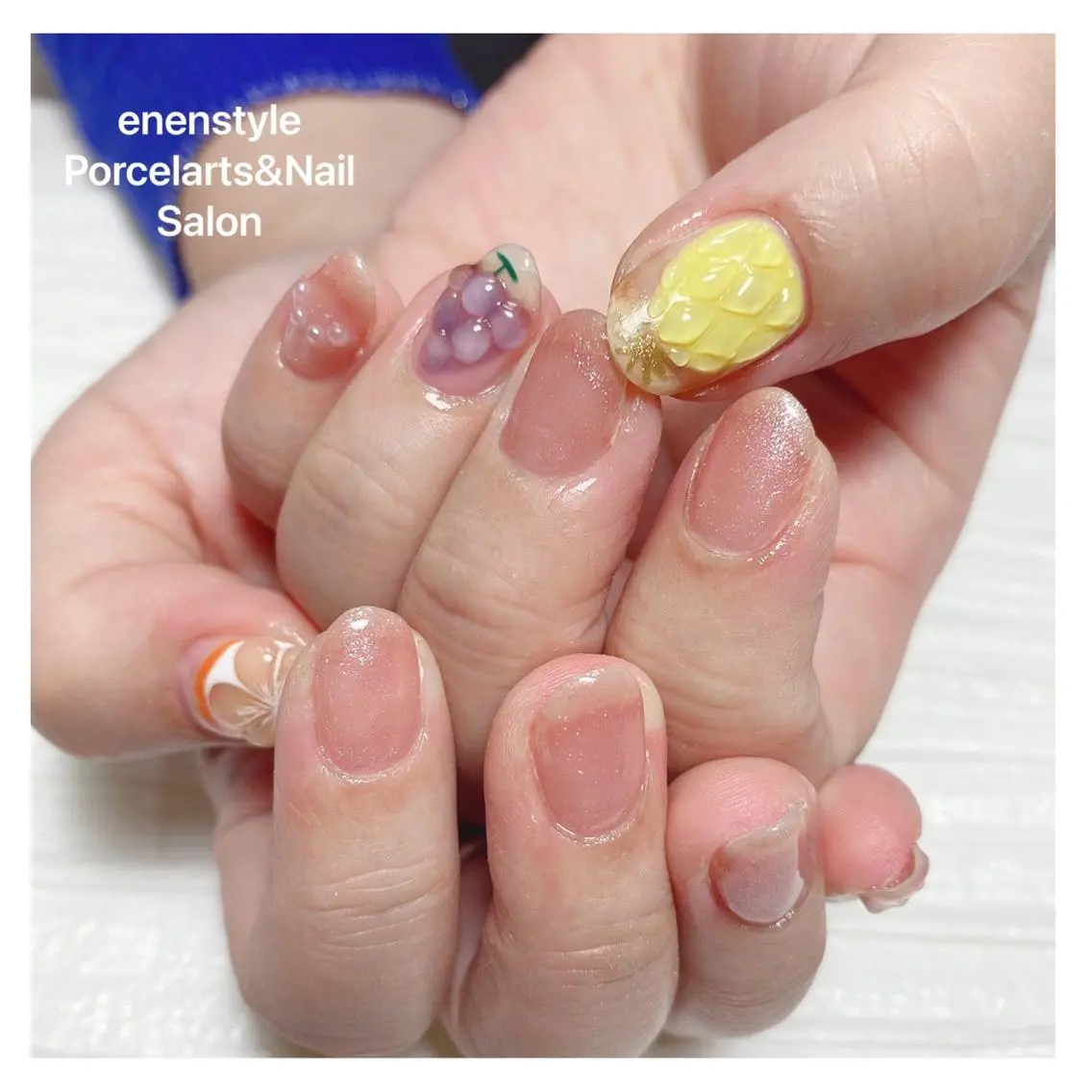 ミディアム ネイル ハンドネイル 🐾enen style 🐾のネイルデザイン