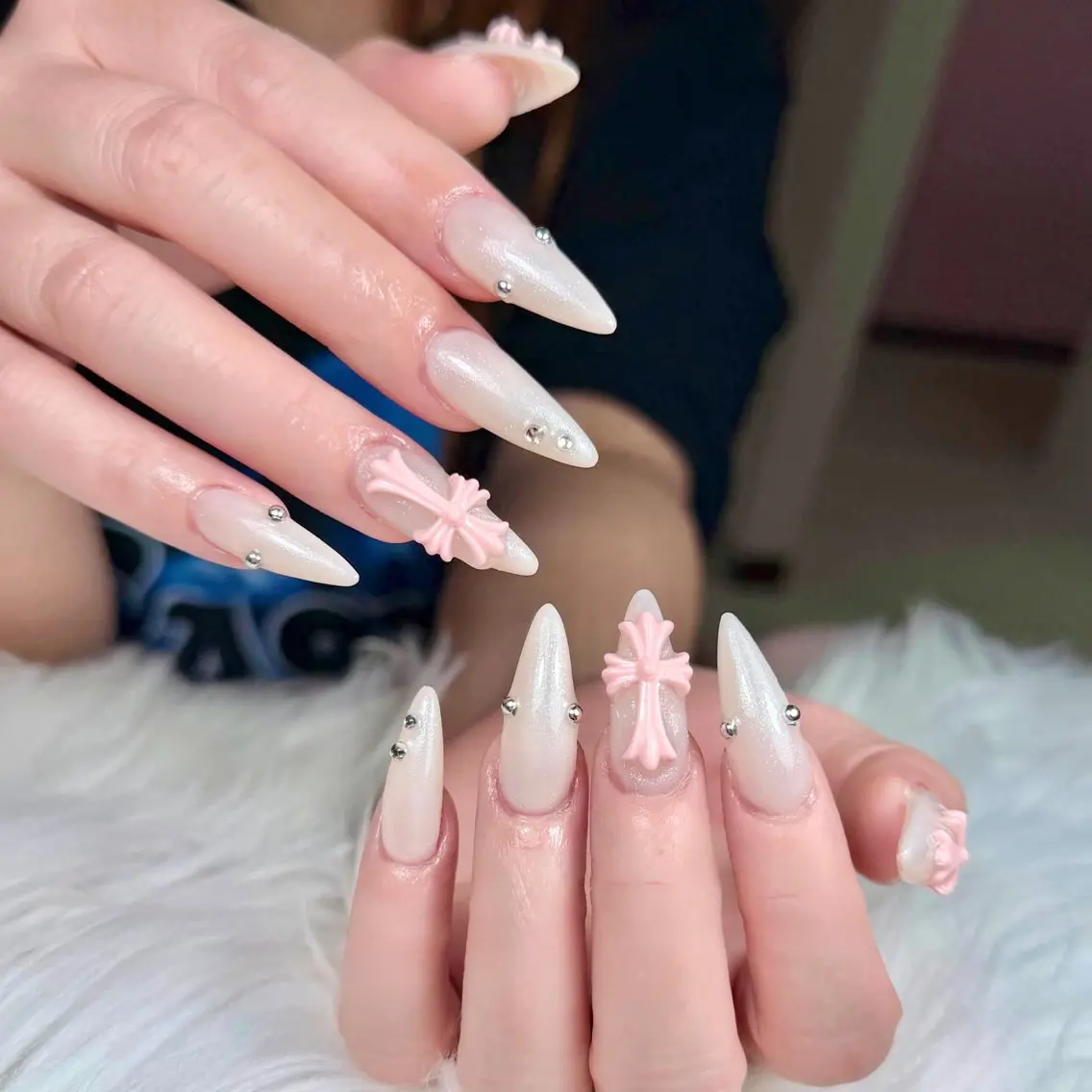 ネイル アートネイル ボルドー フレンチネイル ジェルネイル 氷ネイル・うるうるネイル ハンドネイル Yuki Nailsalonのネイルデザイン