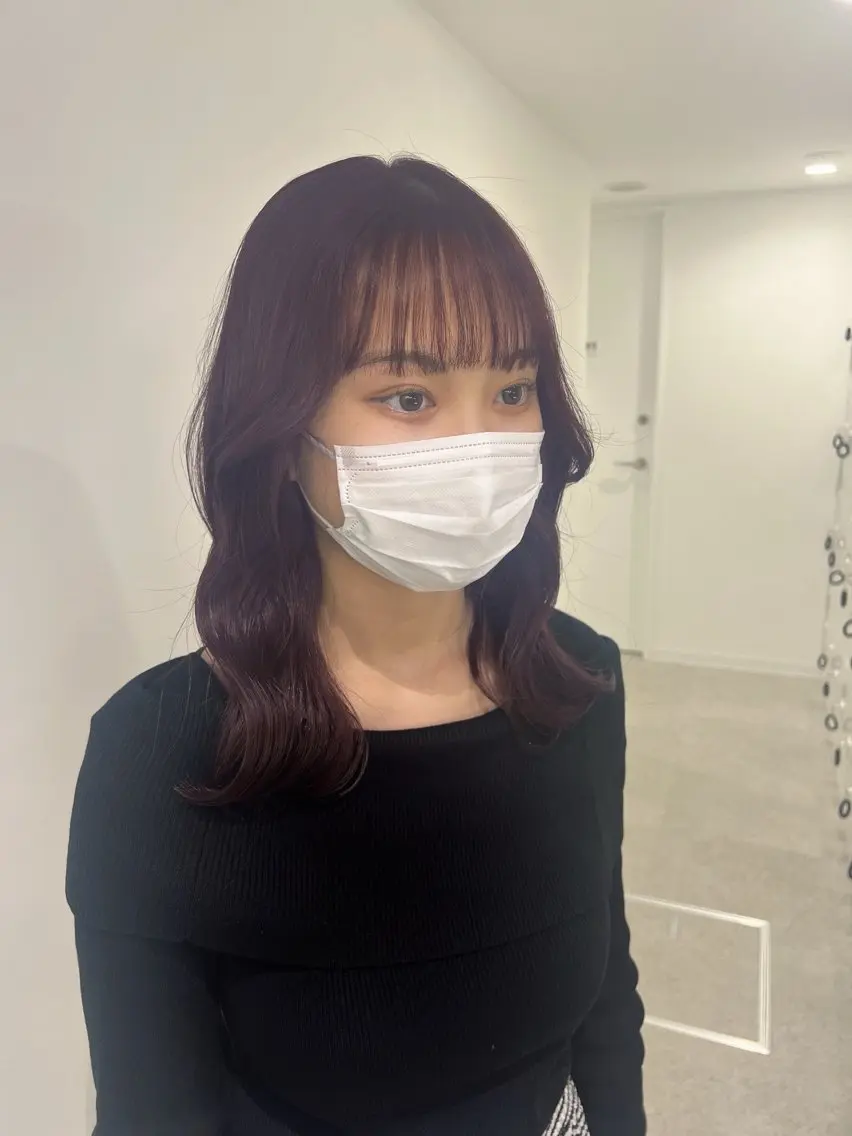 ロング カラー 暗髪🩶ラベンダー/ ブルー/ユウナ🤍のヘアスタイル