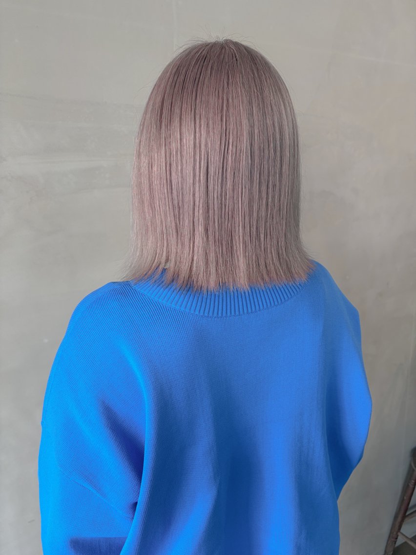 ミディアム カラー 石江 奈琉のヘアスタイル