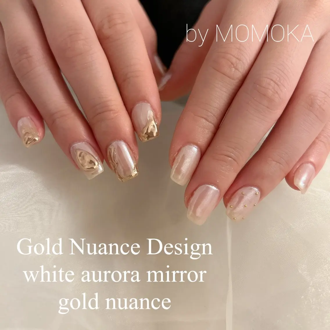 ネイル ミラーネイル ホワイト Momo nailsalonのネイルデザイン