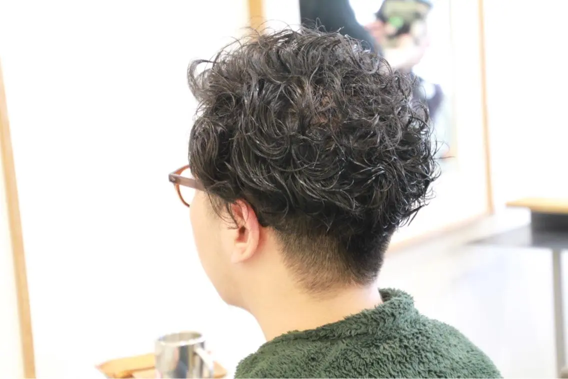 パーマ メンズ メンズパーマ 矢島 真樹のヘアスタイル