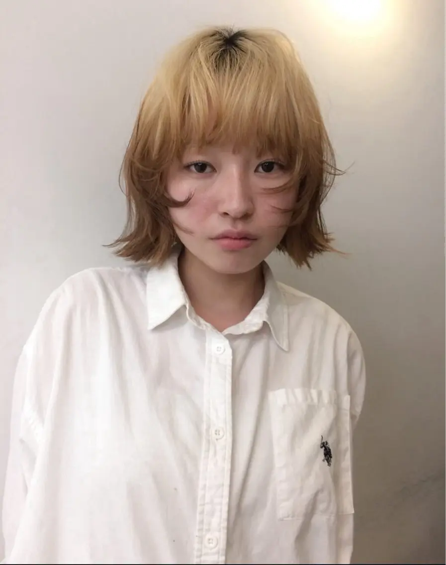 ショート カラー 山田 麻椰のヘアスタイル