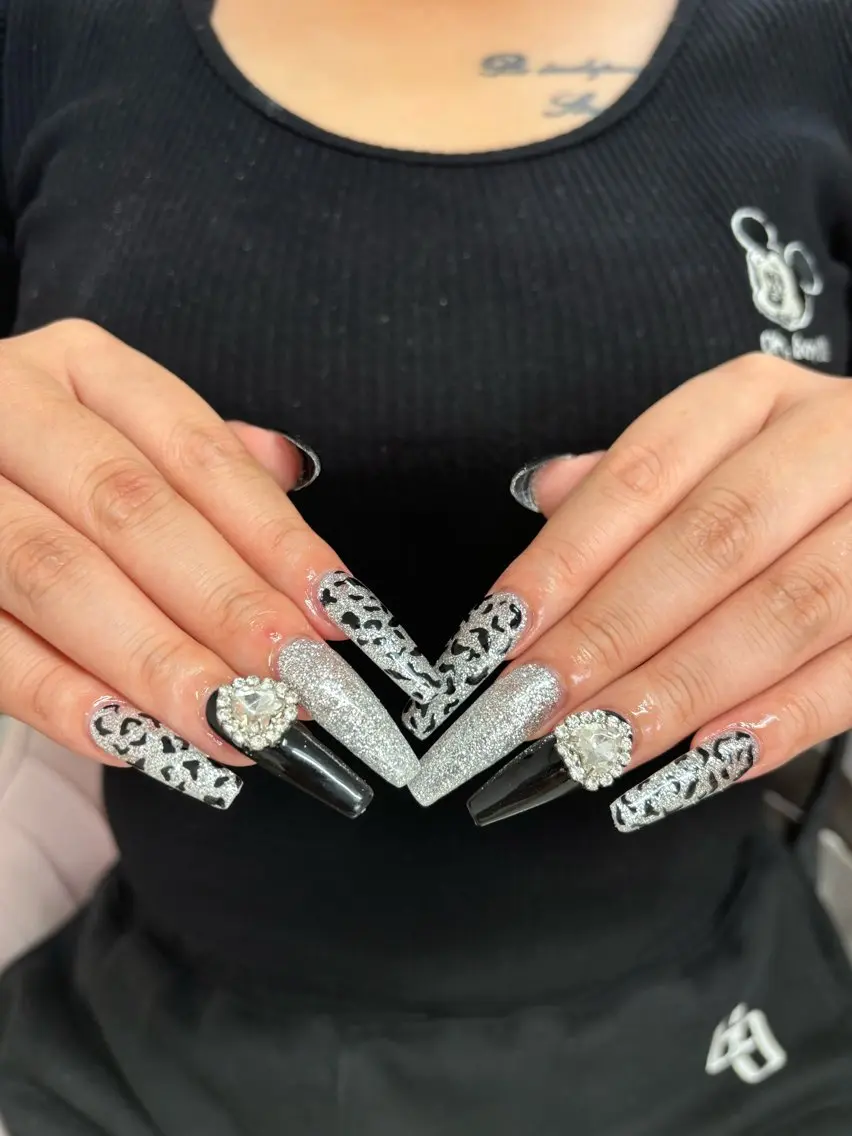 ネイル I pinknail 韓国風·持ち込み専門のネイルデザイン