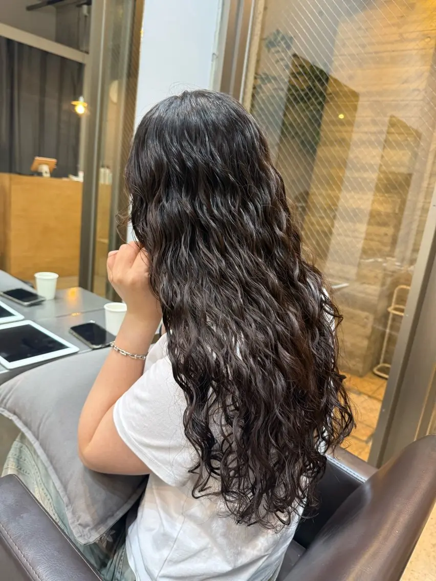 ロング カット パーマ トリートメント 【表参道】似合わせ パーマ/神野　楓のヘアスタイル
