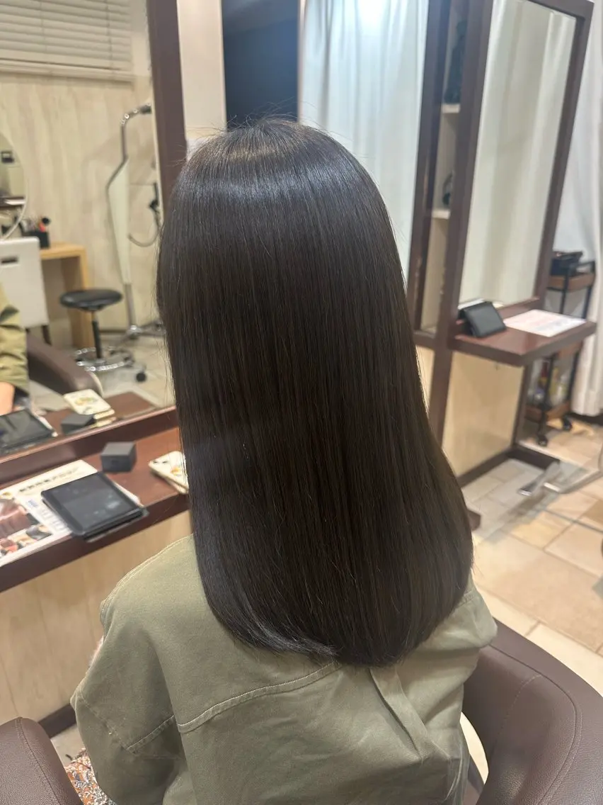 ロング パーマ カット 縮毛矯正 トリートメント 勝見 美春のヘアスタイル