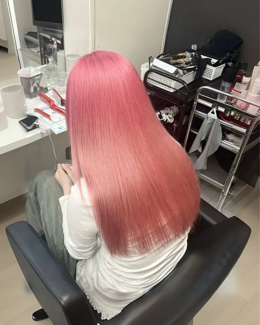 ロング カラー ピンクカラー カット ヘアカラー トリートメント レイヤー/ブリーチ/ エクステ💫ひかるのヘアスタイル