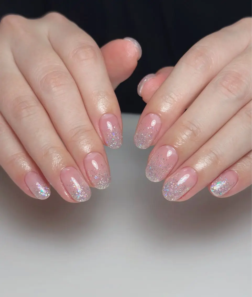 ネイル オーロラネイル 長さ出し フットネイル 韓国ネイル ラメ(グリッター) ハンドネイル 👍thumbs up nail👍のネイルデザイン