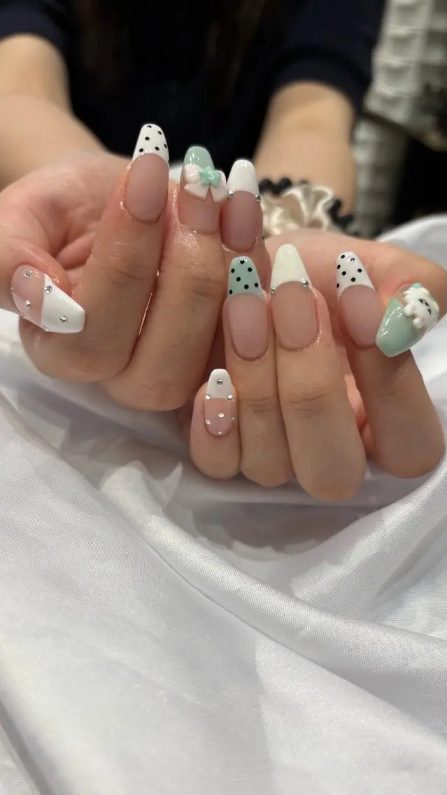 ネイル 持ち込み ハンドネイル 水戸 彩夏のネイルデザイン