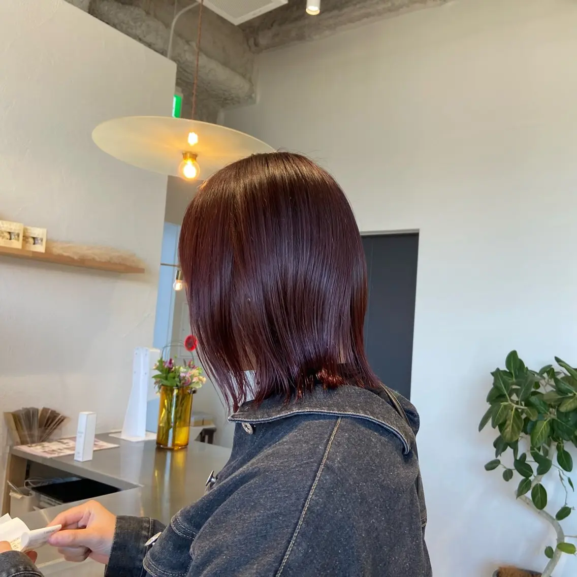 ミディアム カラー 石川 瑠琉のヘアスタイル